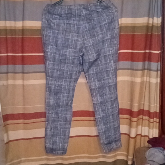 Stretchy Pants - Picture 2 of 3